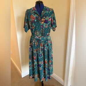 Vintage Leslie Fay Green Purple floral 80s pleated Secretary belted dress